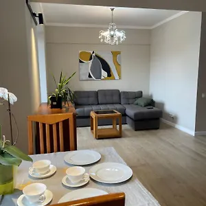 https://apartment-in-050000.hotels-of-almaty.com